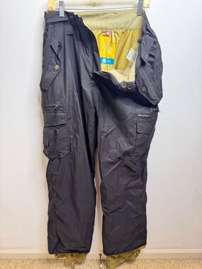 Men's Black Cargo Snow Pants with Multiple Pockets - Unbranded
